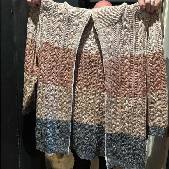 Cozy Multicolor Cable Knit hooded Sweater jacket - Picture 6 of 6